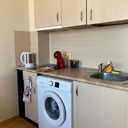 Apartment Seasons 3 *